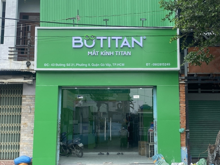 Showroom măt kính BuTiTan