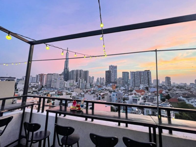 Decor Quán Cà Phê Rooftop Diện Tích Nhỏ