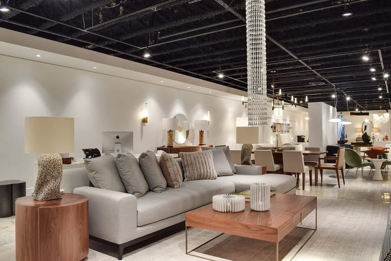 Mở showroom nội thất