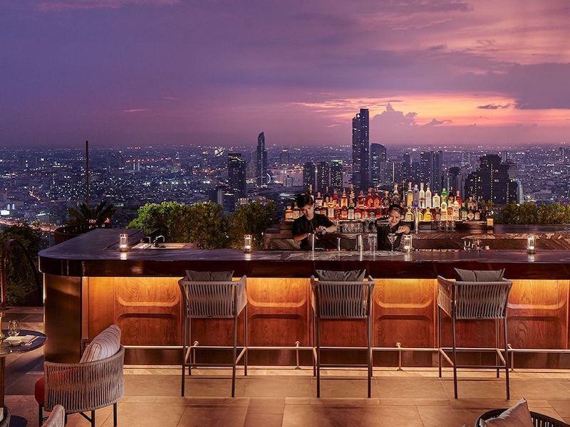 Mẫu Cafe Rooftop Kết Hợp Quầy Bar Ngoài Trời