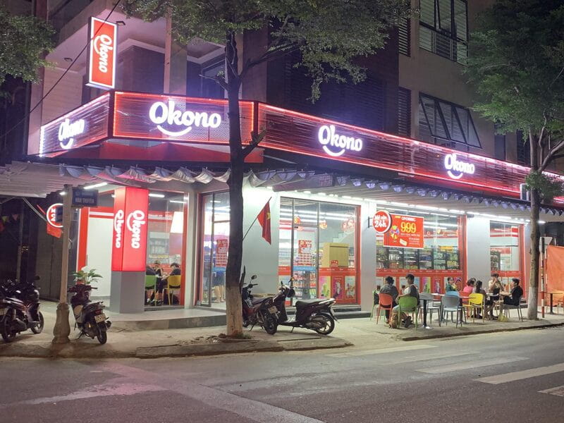 Cửa hàng tiện lợi 24/7