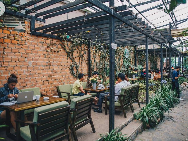 Bố Trí Công Năng Vận Hành Khi Thiết Kế Quán Cafe Phong Cách Tropical