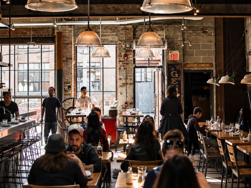 Những Yếu Tố Quyết Định Thời Gian Hoàn Vốn Quán Cafe Nhanh Hay Chậm