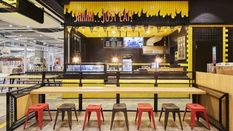 Trang trí quán ăn vặt tạo lối đi thông thoáng