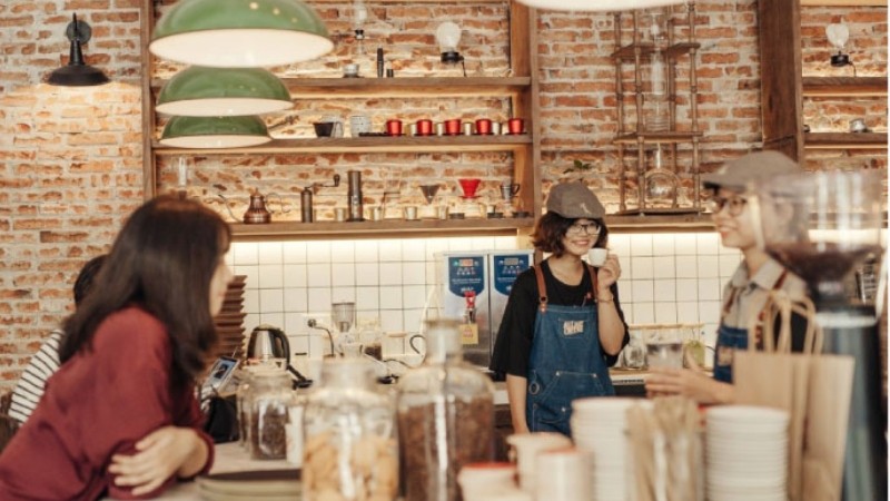 Trang trí quán cà phê ngoài trời